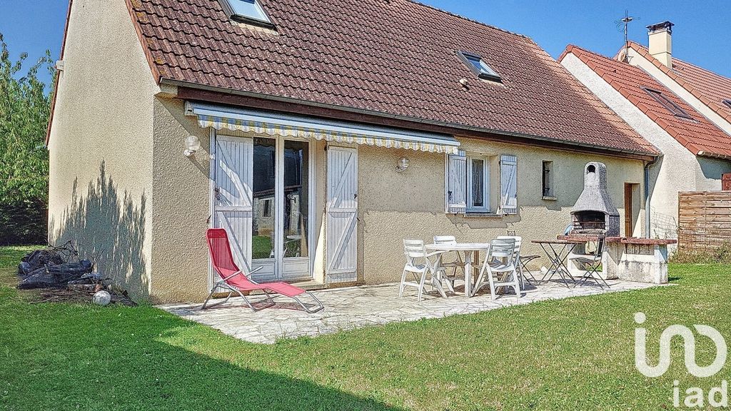 Achat maison à vendre 4 chambres 110 m² - Verneuil-l'Étang