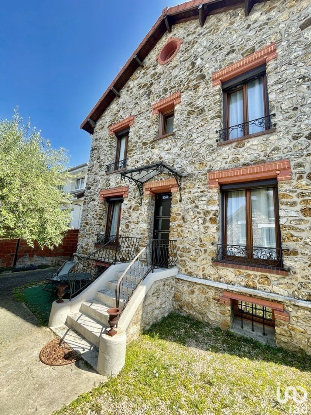 Achat maison à vendre 4 chambres 131 m² - Savigny-sur-Orge