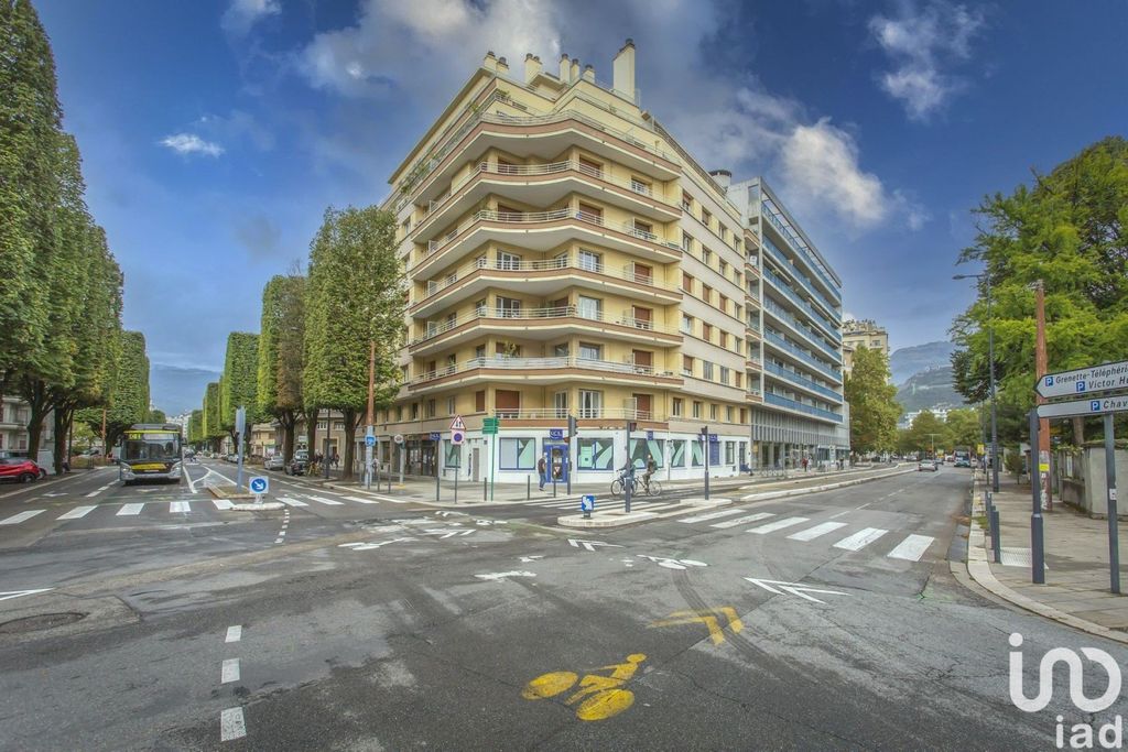 Achat appartement à vendre 5 pièces 105 m² - Grenoble