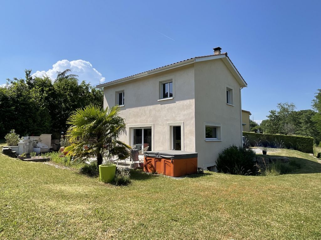 Achat maison à vendre 4 chambres 166 m² - Vaugneray