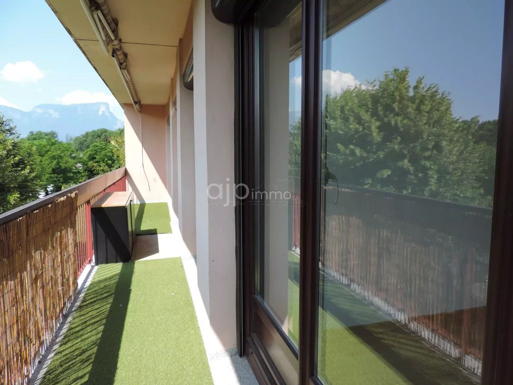 Achat appartement à vendre 3 pièces 57 m² - Arbin