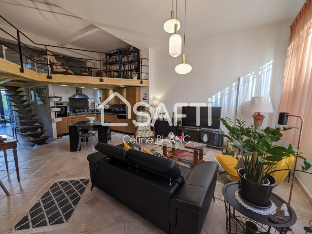 Achat loft à vendre 3 pièces 83 m² - Saint-Raphaël