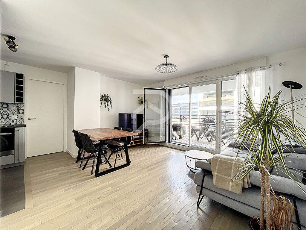 Achat appartement à vendre 3 pièces 60 m² - Courbevoie