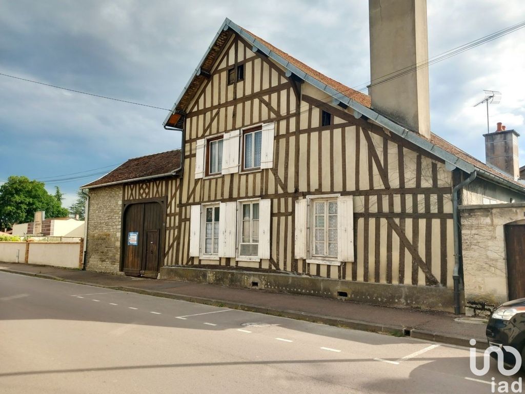 Achat maison à vendre 5 chambres 185 m² - Brienne-le-Château