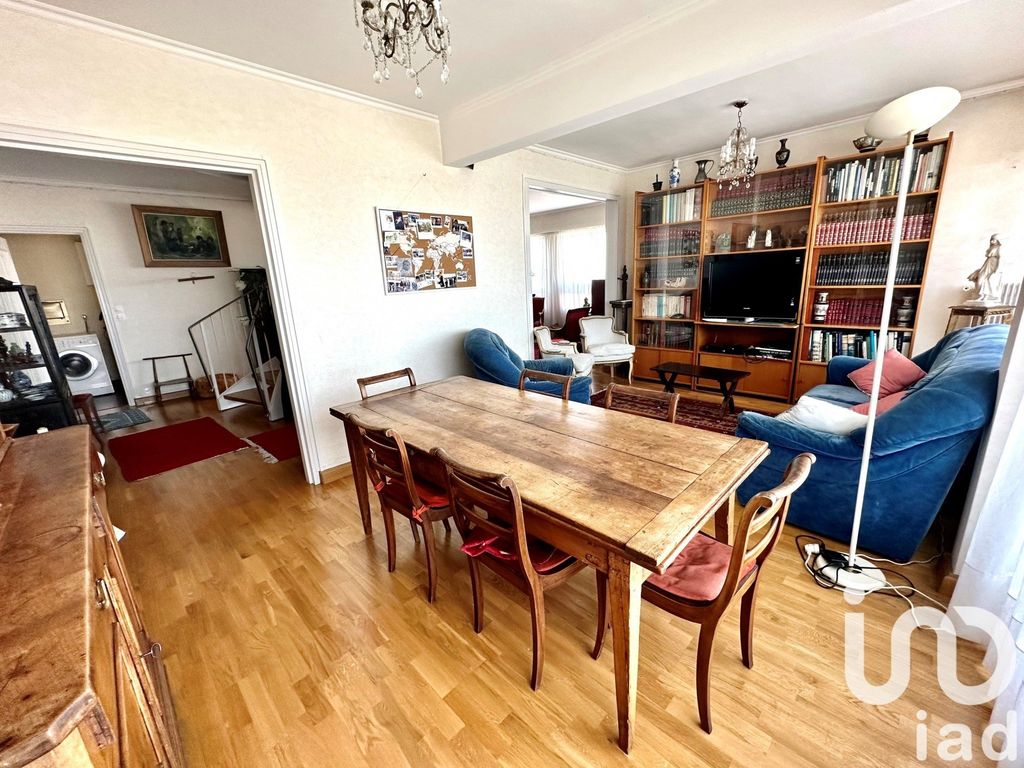 Achat appartement 5 pièce(s) Courbevoie