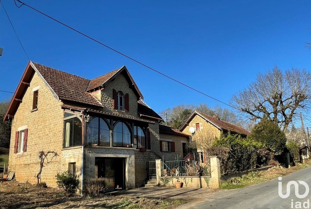 Achat maison à vendre 4 chambres 140 m² - Vitrac