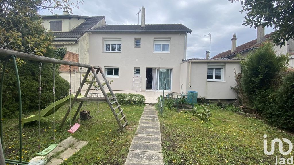 Achat maison à vendre 5 chambres 113 m² - Trappes