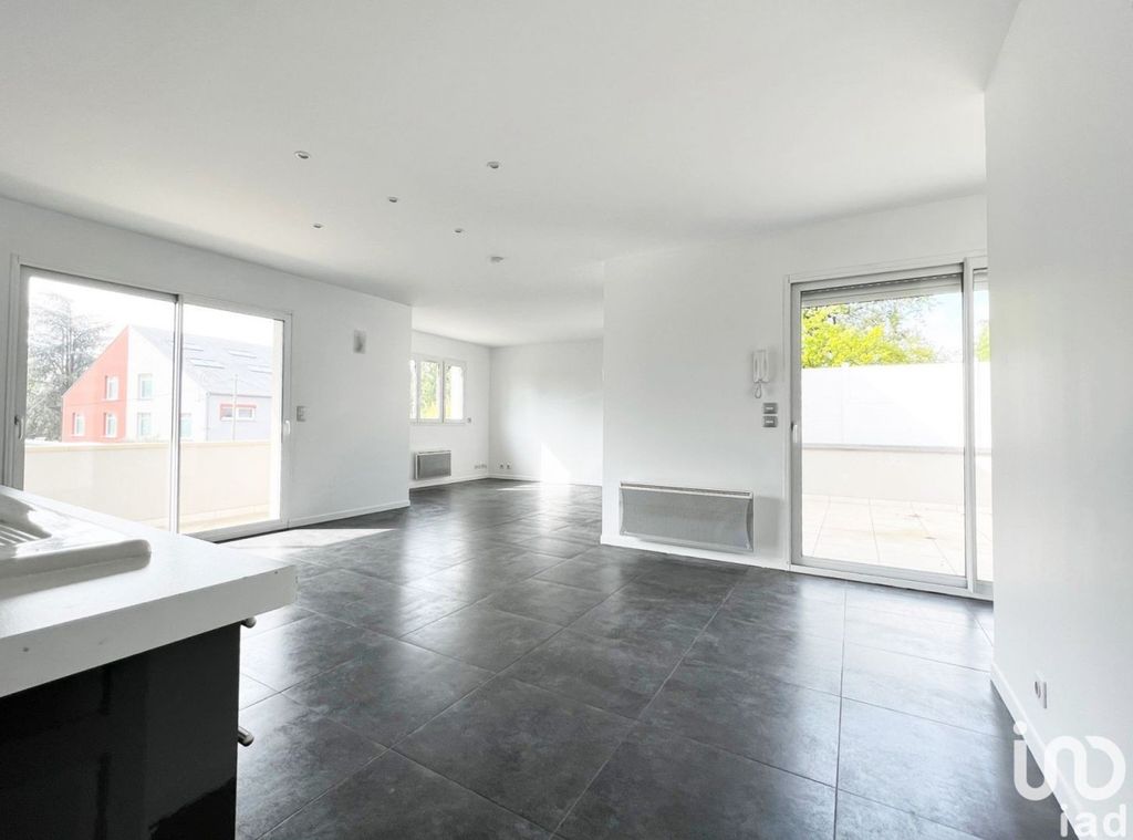 Achat maison à vendre 5 chambres 213 m² - Limeil-Brévannes