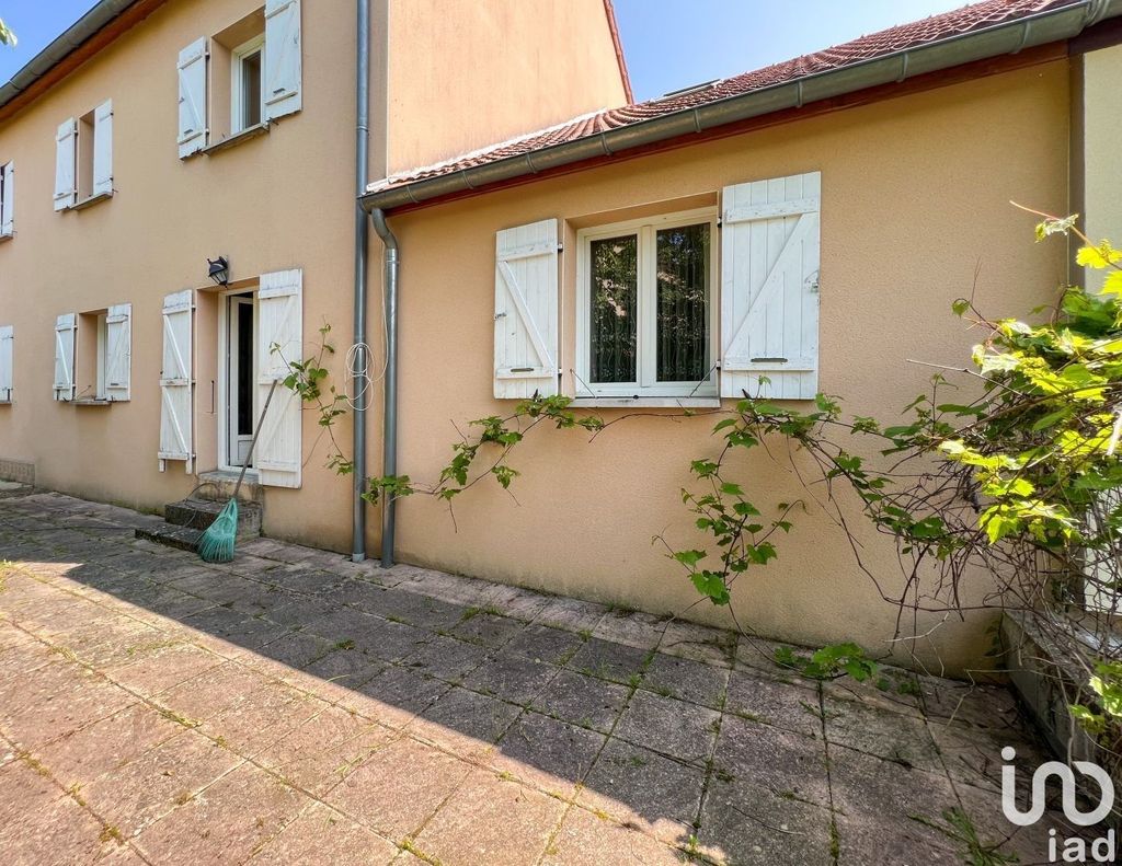 Achat maison à vendre 5 chambres 142 m² - Autun