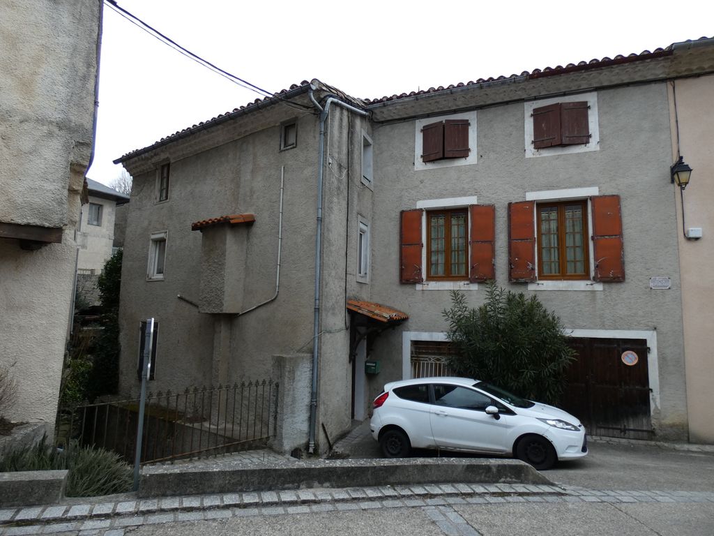 Achat maison à vendre 3 chambres 200 m² - Saissac