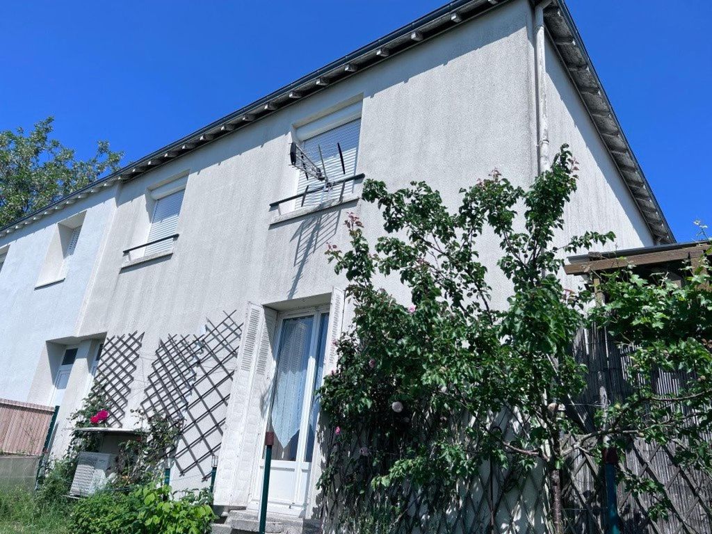 Achat maison à vendre 2 chambres 59 m² - Descartes