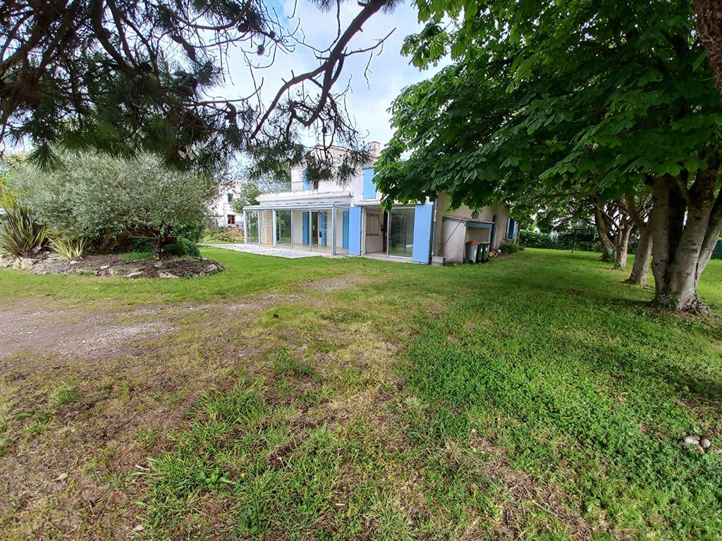 Achat maison à vendre 4 chambres 183 m² - Saint-Georges-d'Oléron