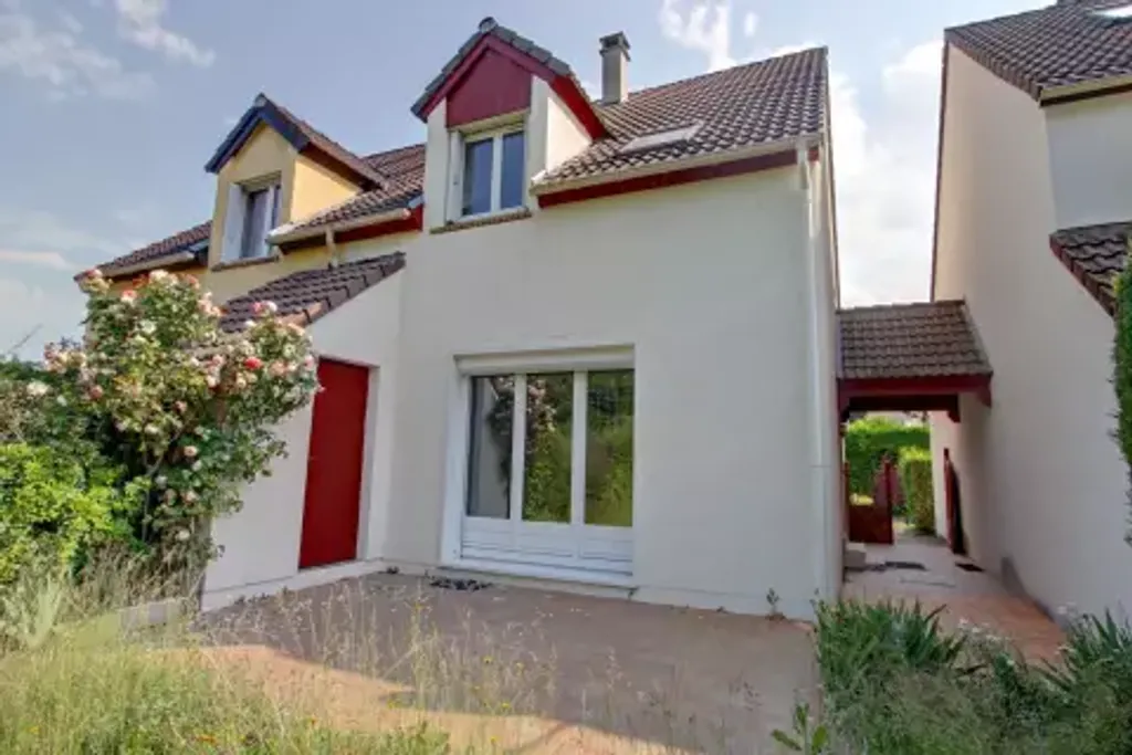 Achat maison à vendre 3 chambres 81 m² - Jouy-le-Moutier