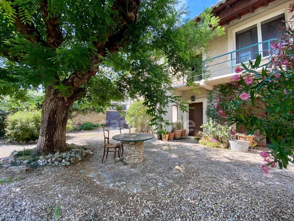 Achat maison à vendre 3 chambres 118 m² - Uzès