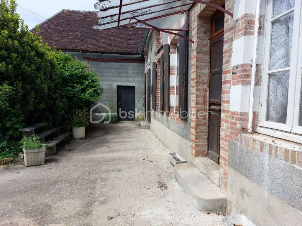 Achat maison à vendre 2 chambres 157 m² - Mont-Saint-Sulpice