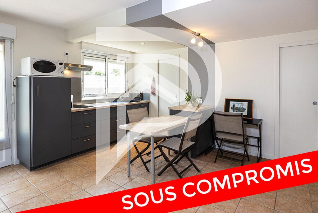 Achat maison à vendre 6 chambres 205 m² - Angers