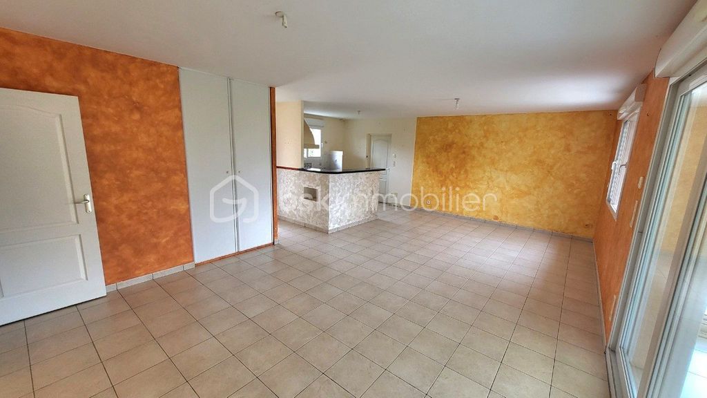 Achat maison à vendre 3 chambres 108 m² - La Bazouge-des-Alleux