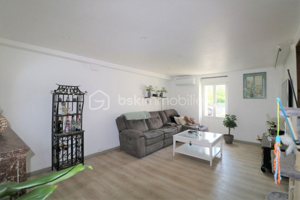 Achat maison à vendre 3 chambres 153 m² - Esternay