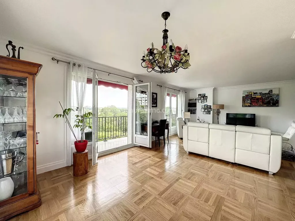 Achat appartement à vendre 5 pièces 121 m² - Saint-Maur-des-Fossés