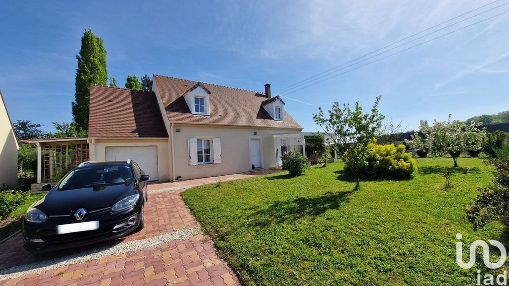 Achat maison à vendre 4 chambres 116 m² - Ferrières-en-Gâtinais