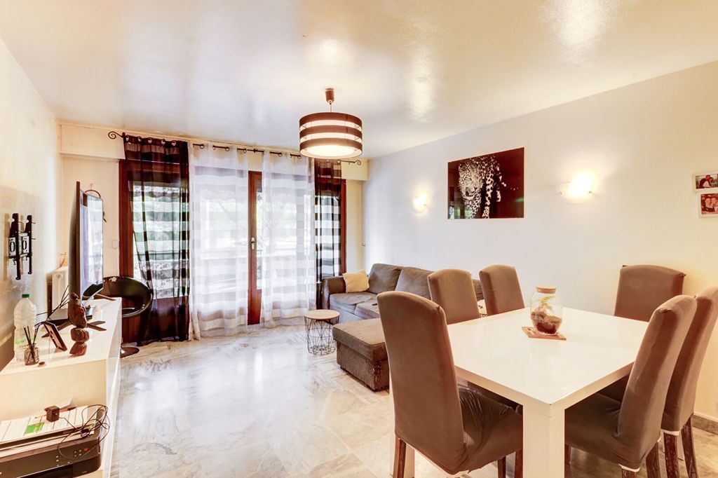 Achat appartement à vendre 3 pièces 67 m² - Mandelieu-la-Napoule