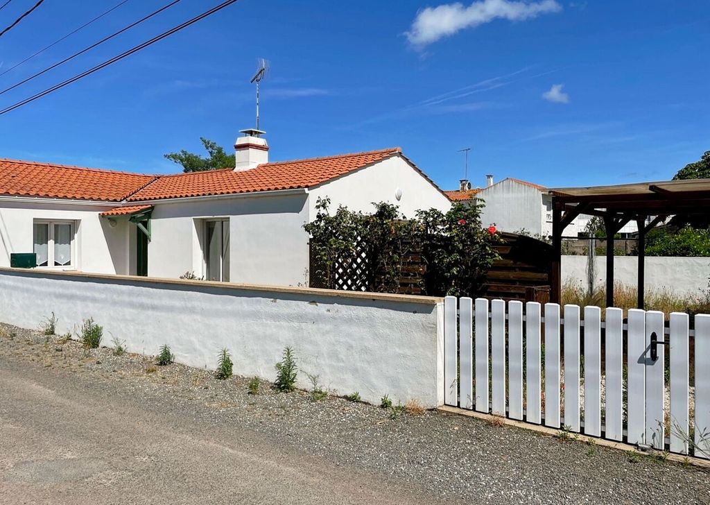 Achat maison à vendre 2 chambres 80 m² - Saint-Jean-de-Monts