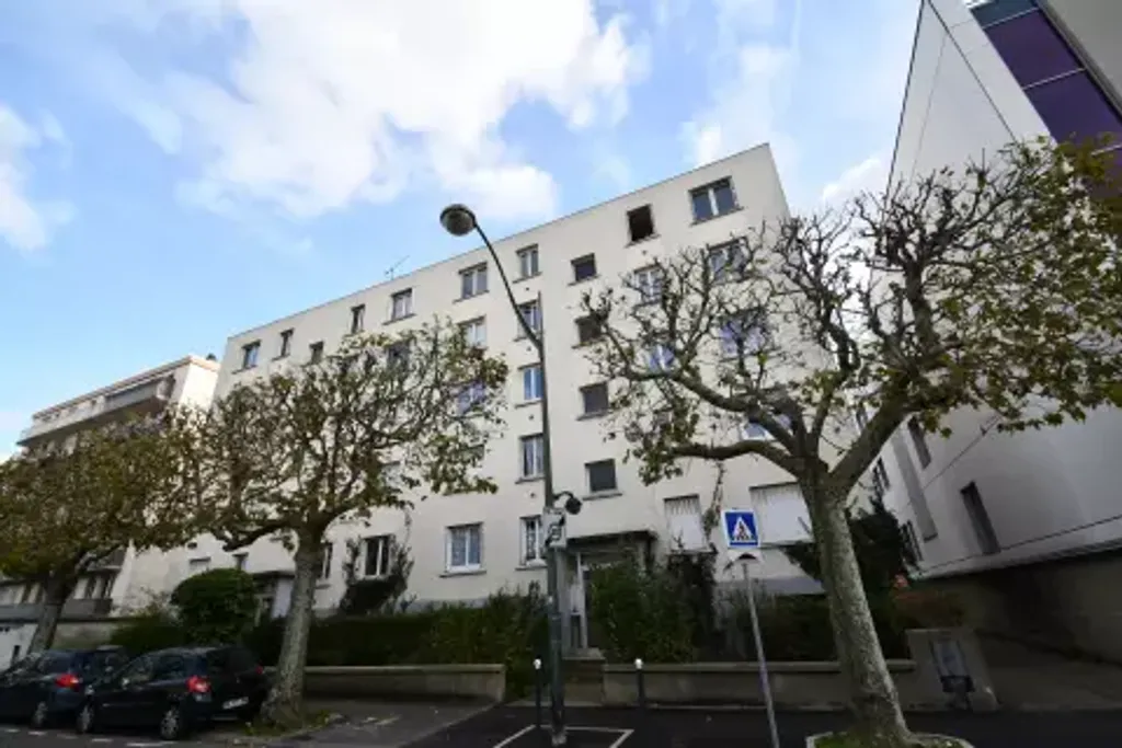 Achat appartement à vendre 3 pièces 53 m² - Les Pavillons-sous-Bois