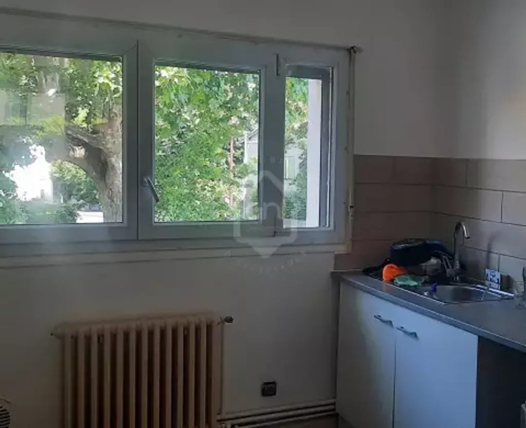 Achat appartement à vendre 3 pièces 75 m² - Avignon