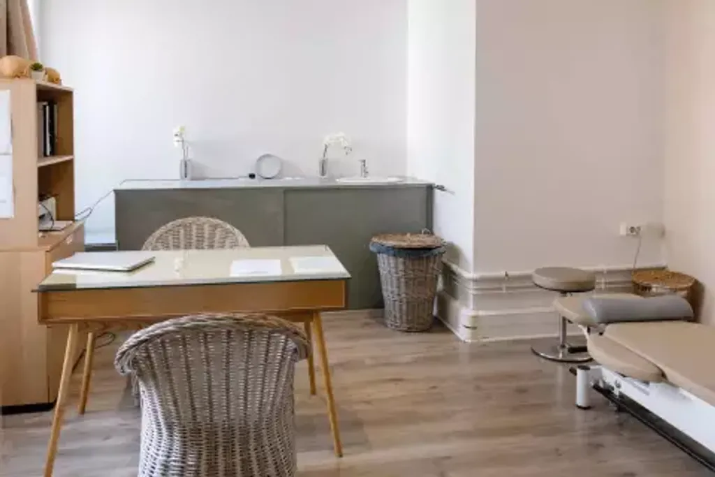 Achat appartement à vendre 2 pièces 43 m² - Les Pavillons-sous-Bois