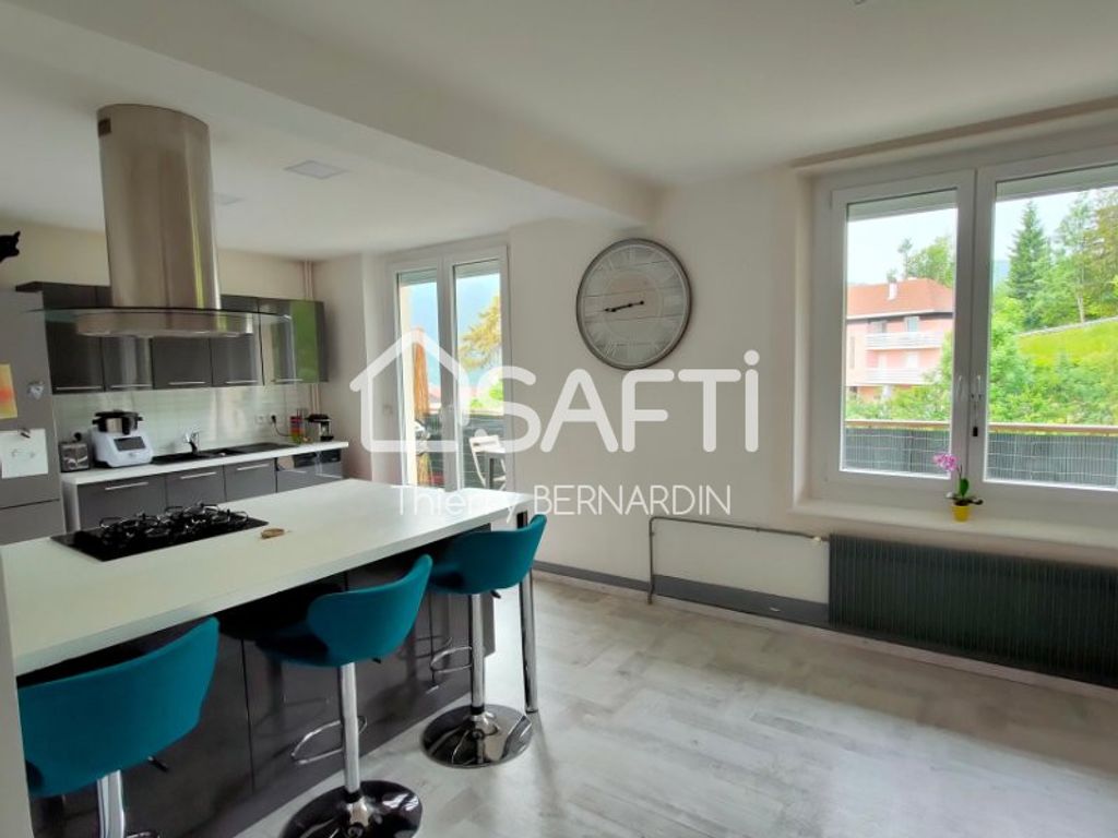 Achat appartement à vendre 3 pièces 73 m² - Villers-le-Lac