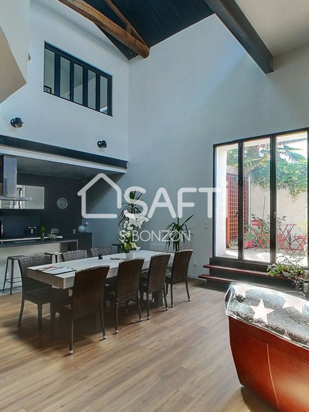 Achat loft à vendre 6 pièces 185 m² - Saint-Xandre