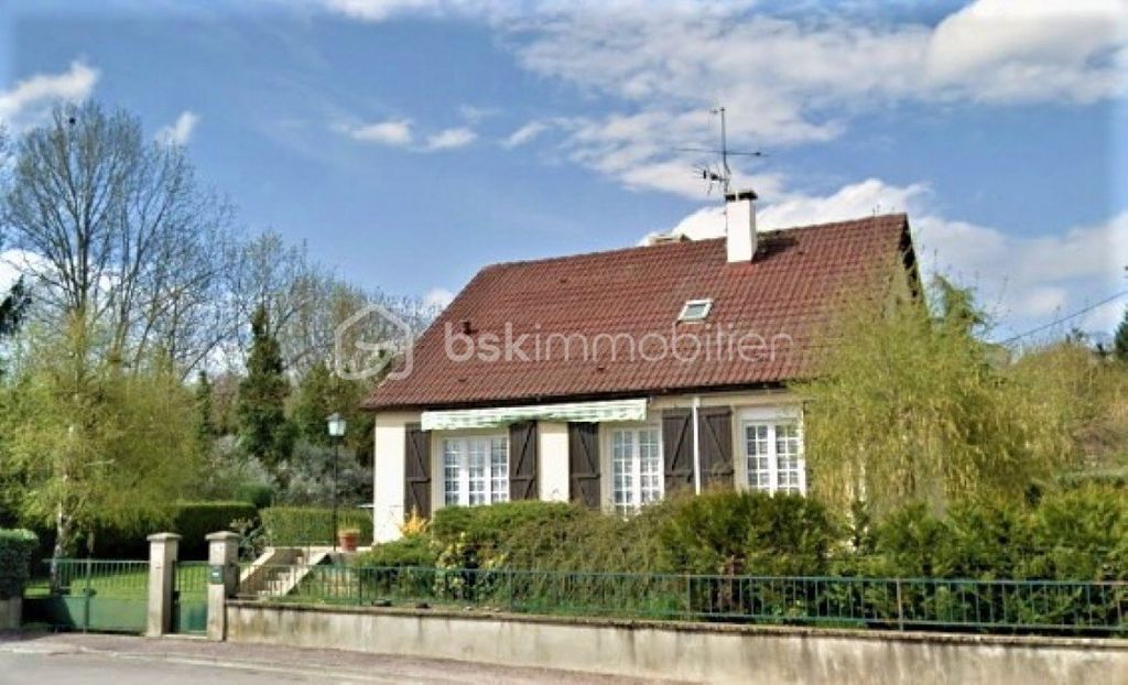 Achat maison à vendre 4 chambres 115 m² - Auxerre