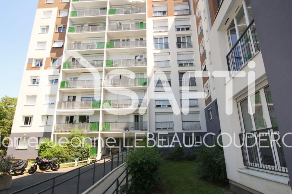 Achat appartement à vendre 4 pièces 80 m² - Viry-Châtillon