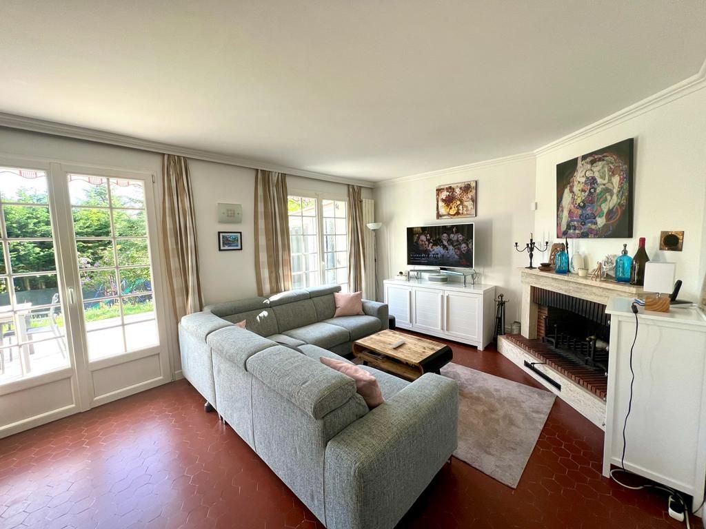 Achat maison à vendre 5 chambres 157 m² - Verrières-le-Buisson