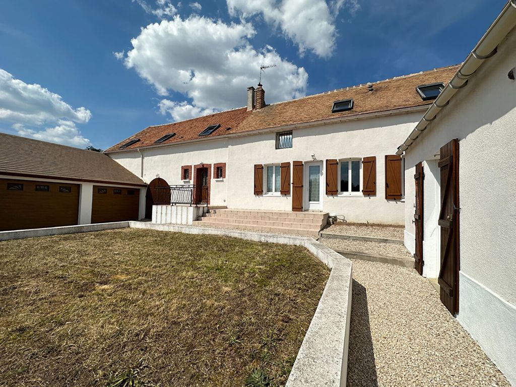 Achat maison à vendre 7 chambres 243 m² - Misy-sur-Yonne