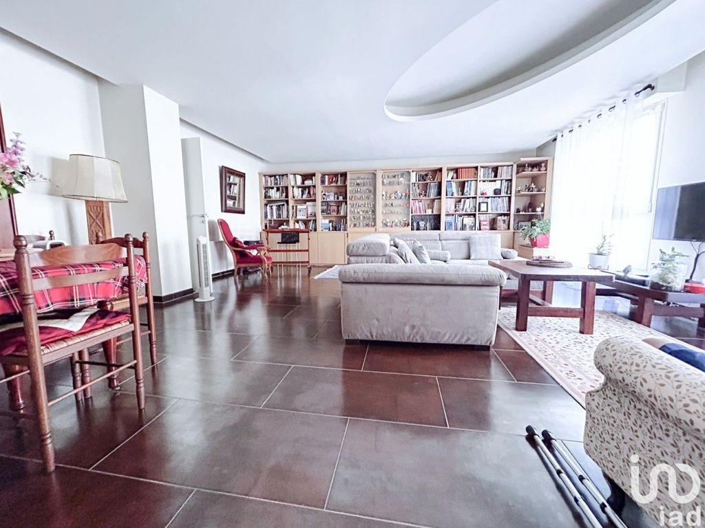 Achat appartement à vendre 5 pièces 152 m² - Chartres