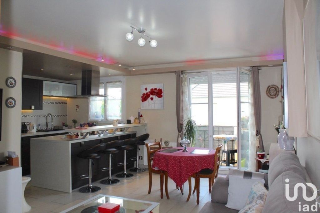 Achat duplex à vendre 3 pièces 73 m² - Savigny-le-Temple