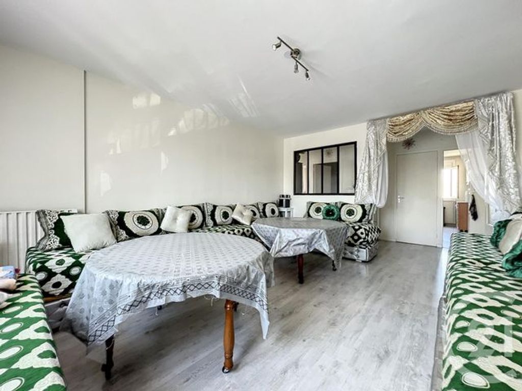 Achat appartement à vendre 3 pièces 65 m² - La Chapelle-Saint-Luc