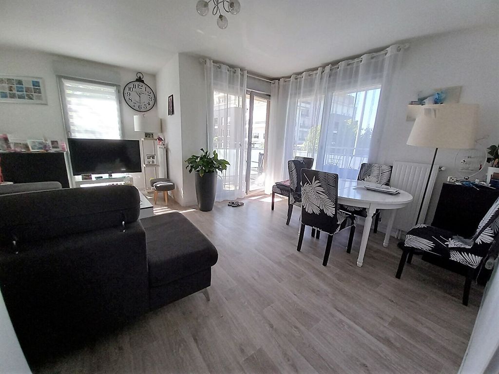 Achat appartement à vendre 4 pièces 81 m² - Cergy