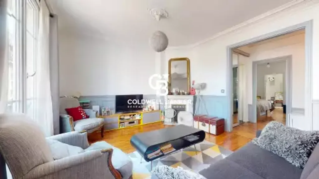 Achat appartement à vendre 4 pièces 71 m² - Montrouge
