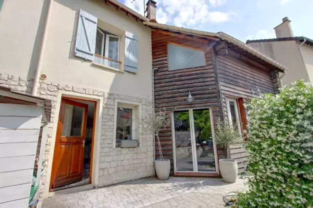 Achat maison à vendre 3 chambres 140 m² - Maurecourt