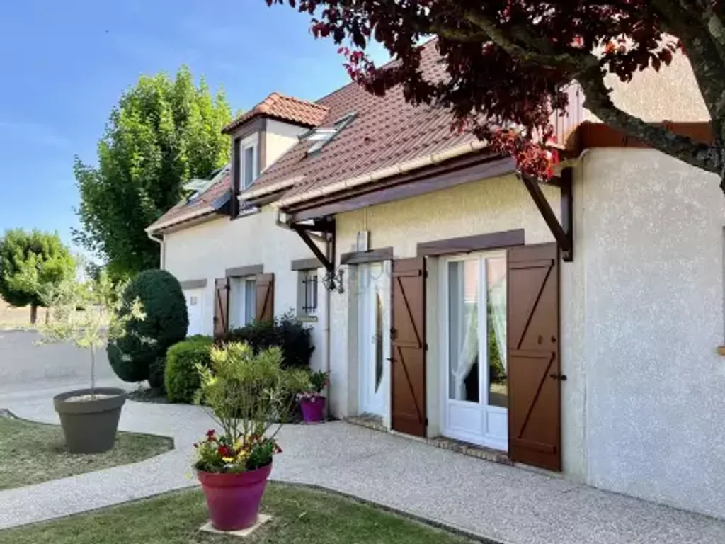 Achat maison à vendre 4 chambres 115 m² - Faremoutiers