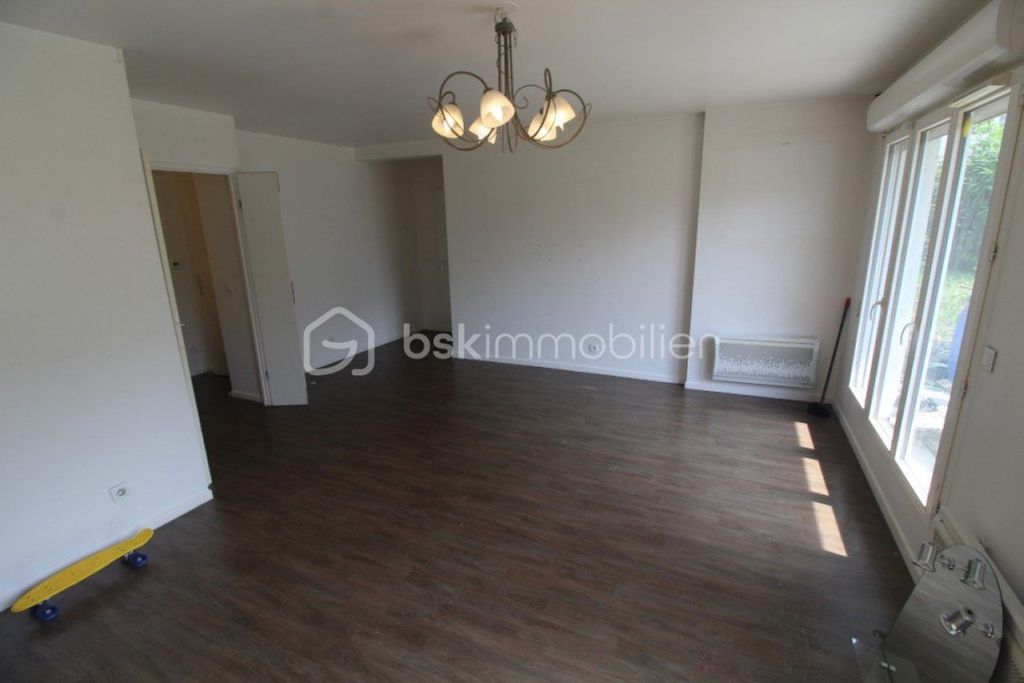Achat appartement à vendre 4 pièces 81 m² - Saint-Fargeau-Ponthierry