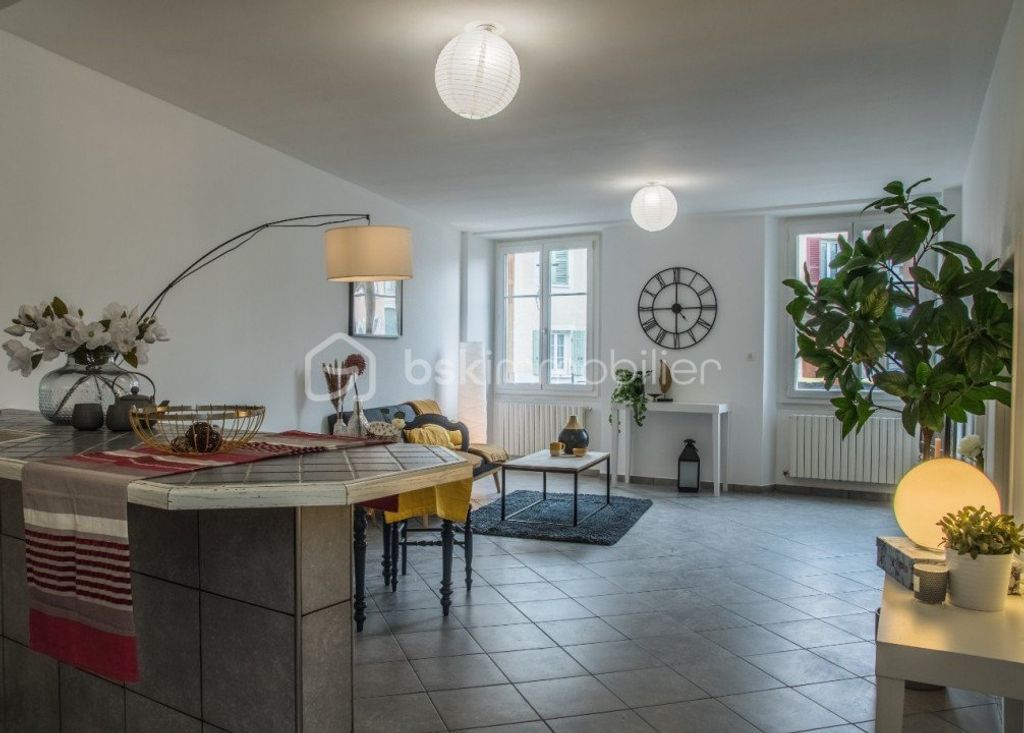 Achat appartement à vendre 3 pièces 74 m² - Boissy-sous-Saint-Yon