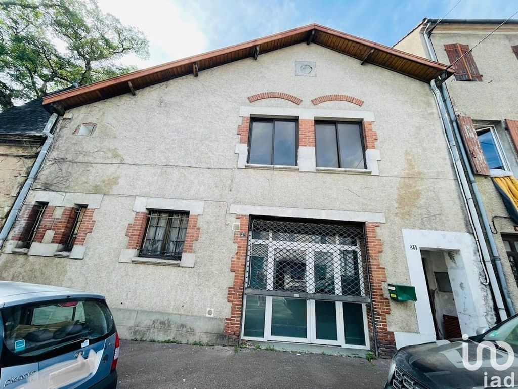 Achat appartement à vendre 5 pièces 236 m² - Villeneuve-sur-Lot