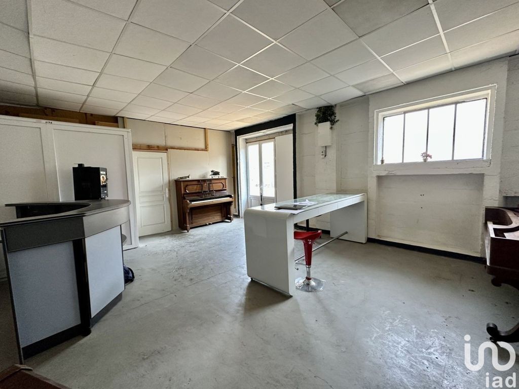 Achat appartement à vendre 3 pièces 90 m² - Noyant-Villages