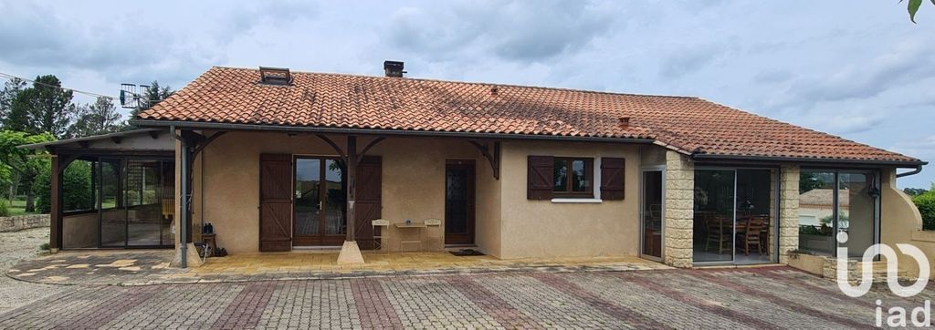 Achat maison à vendre 2 chambres 91 m² - Saussignac