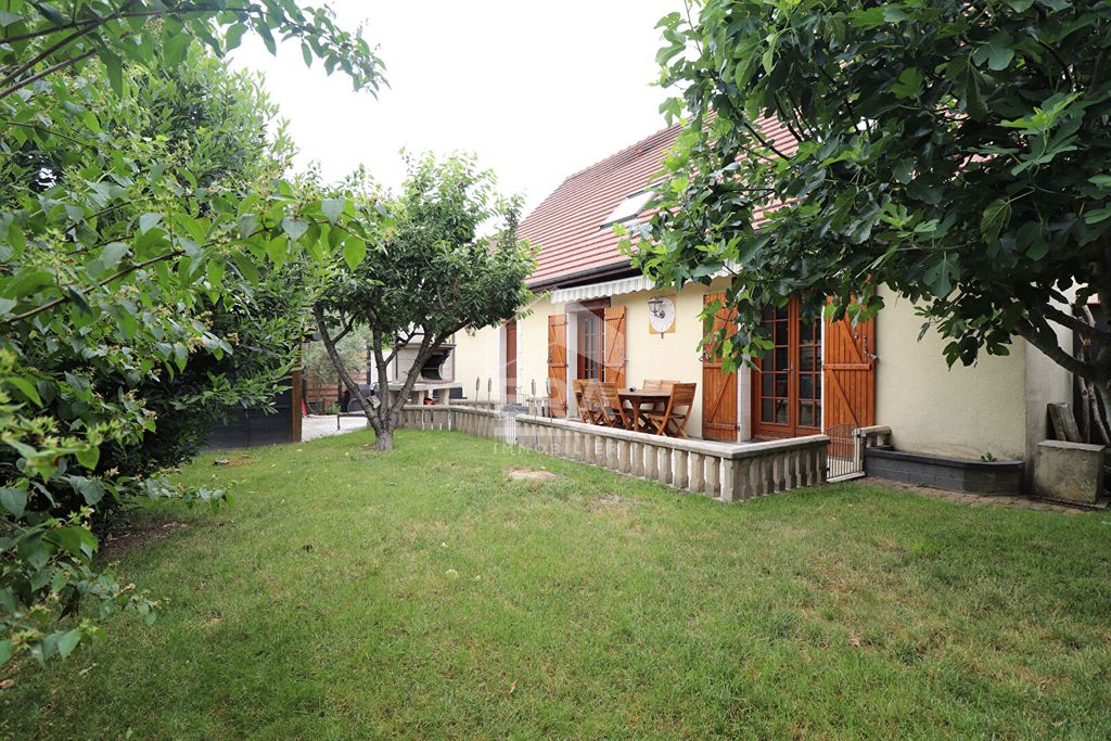 Achat maison à vendre 4 chambres 128 m² - Sainte-Geneviève-des-Bois