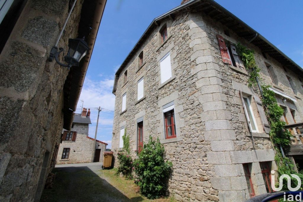 Achat maison à vendre 4 chambres 90 m² - Saint-Amand-Jartoudeix