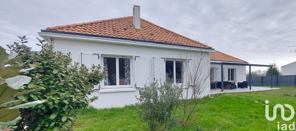 Achat maison à vendre 4 chambres 150 m² - La Barre-de-Monts
